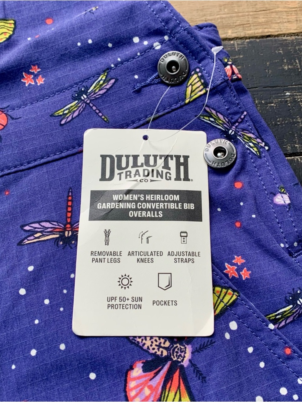 NWT Duluth Medium Heirloom Gardening Convertible Overalls Indigo Backyard Bugs - Picture 6 of 11